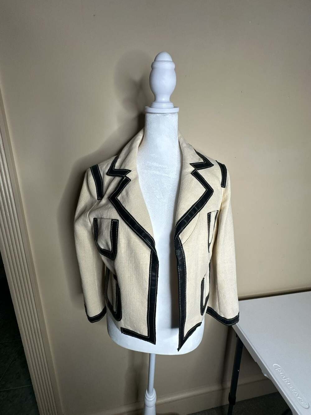DSQUARED2 Blazer Size 42 Ivory Black Trim Leather